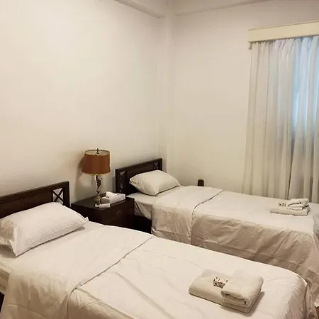 Comfortable Corporate In The Heart Of The Aiantos By Platform 357 Nicosia