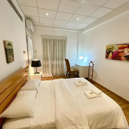 Comfortable Corporate In The Heart Of The Aiantos By Platform 357 Apartment Nikosia